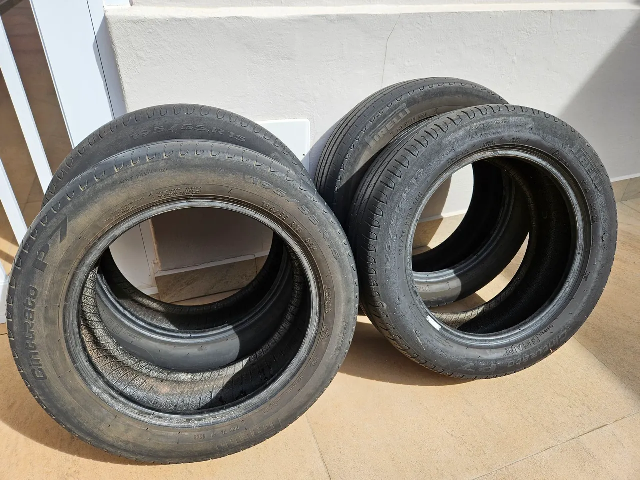 4 Pneus Pirelli Cinturato 195/55 R15
