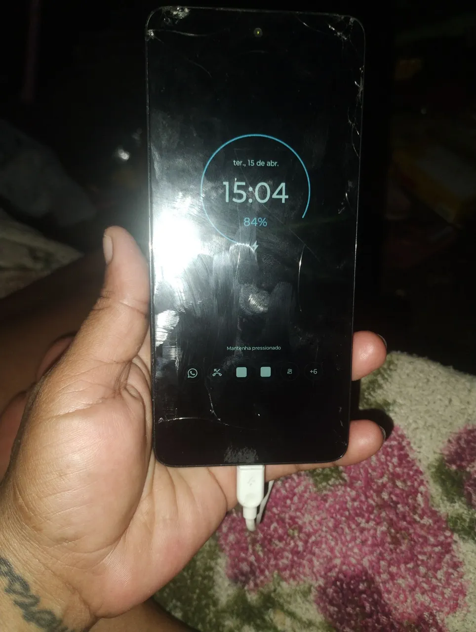 Quero vende moto g 52 esta tudo certo so esta tricando mais eu estou usando ele de bom