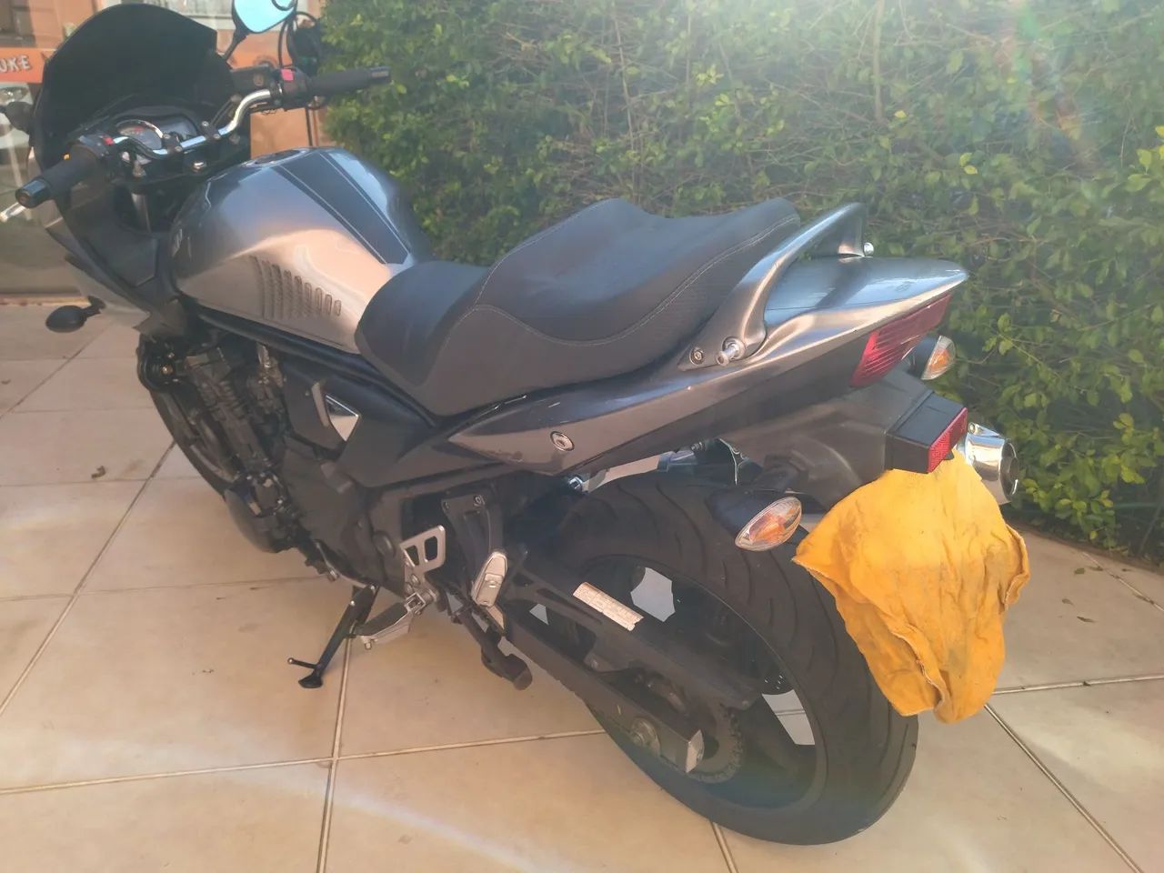 Suzuki Bandit 650s 2011 - Foto 2