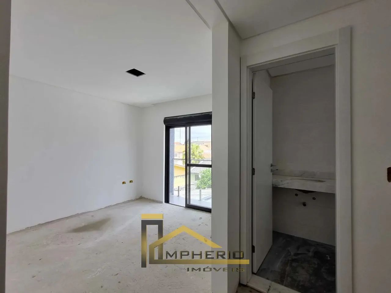 Imperdível! Casa à venda em Curitiba-PR, Uberaba: 3 quartos, 1 suíte, 3 salas, 1 vaga e 12 - Foto 12