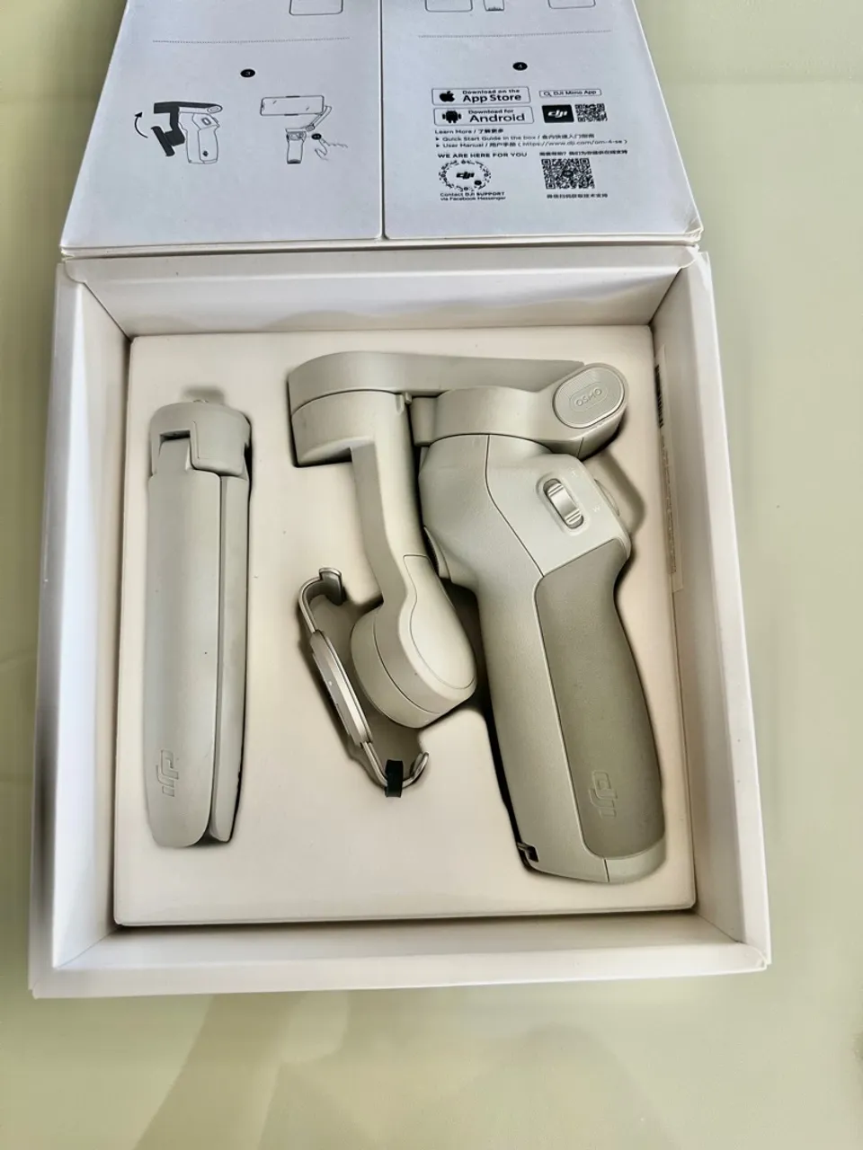 Estabilizador Gimbal DJI Osmo Mobile