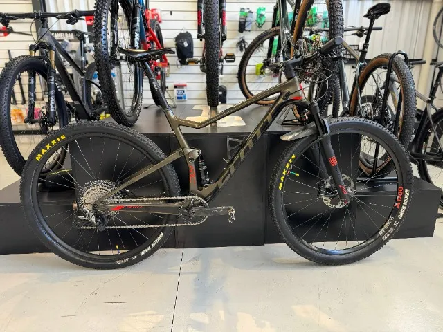Bicicleta Scott Spark RC 900 Pro - Tamanho L-19" - Semi Nova