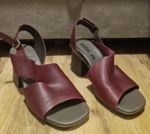 Sandália Outer 35 (ótimo estado!)