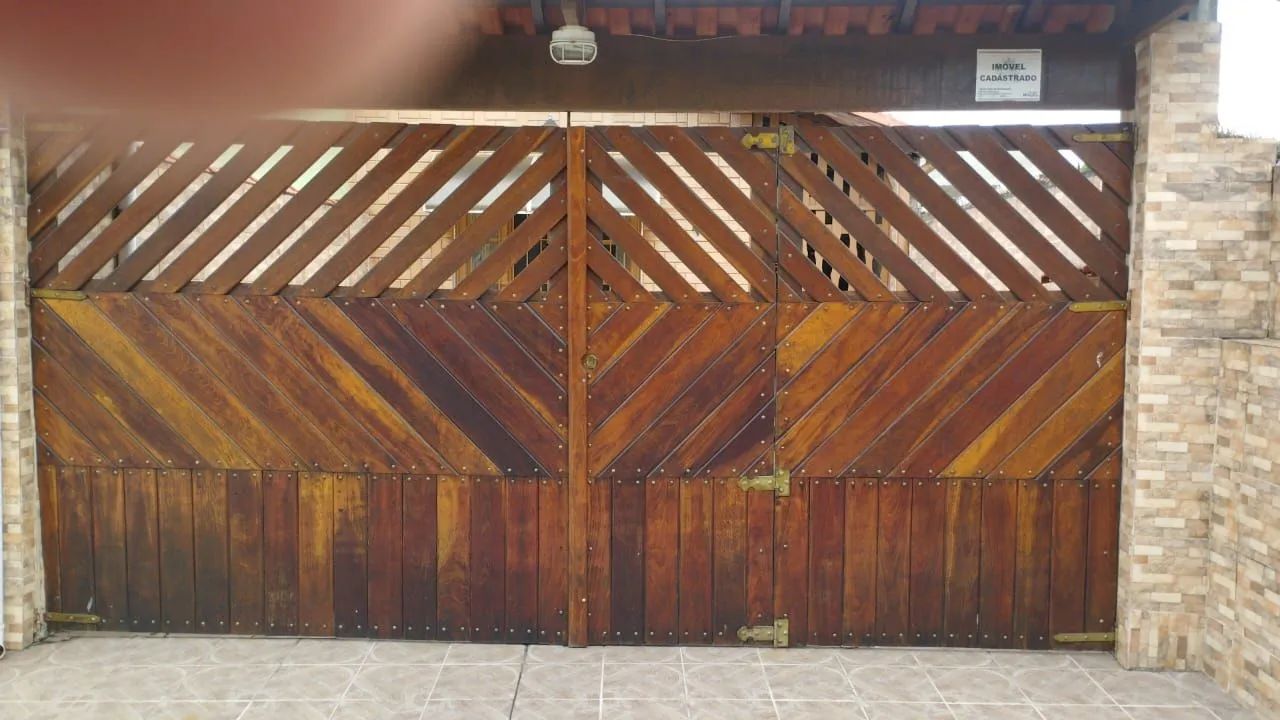 Imóvel para venda possui 110 metros quadrados com 2 quartos em Jardim Praia Grande - Monga - Foto 2