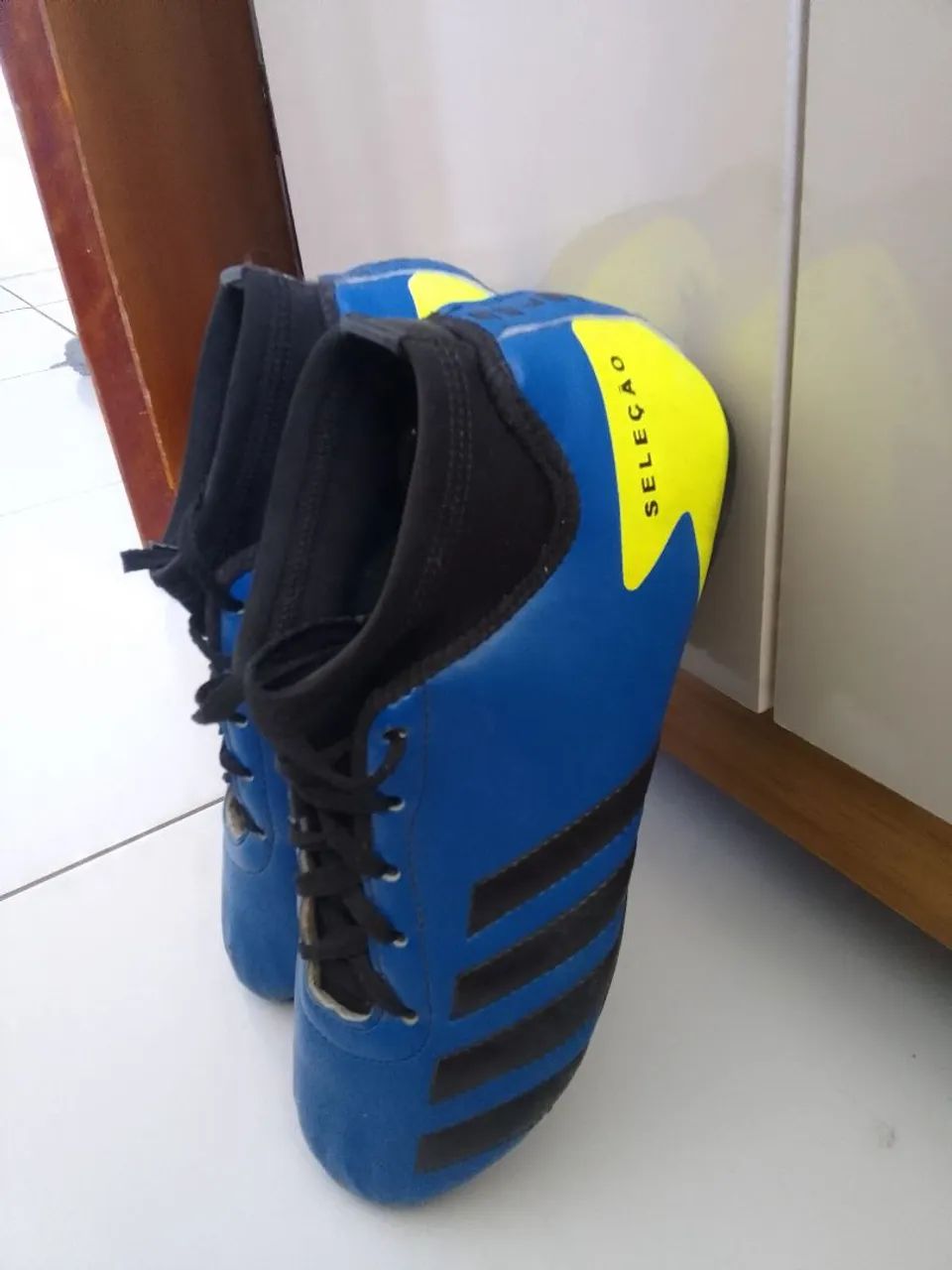Chuteira Adidas Azul - Foto 2
