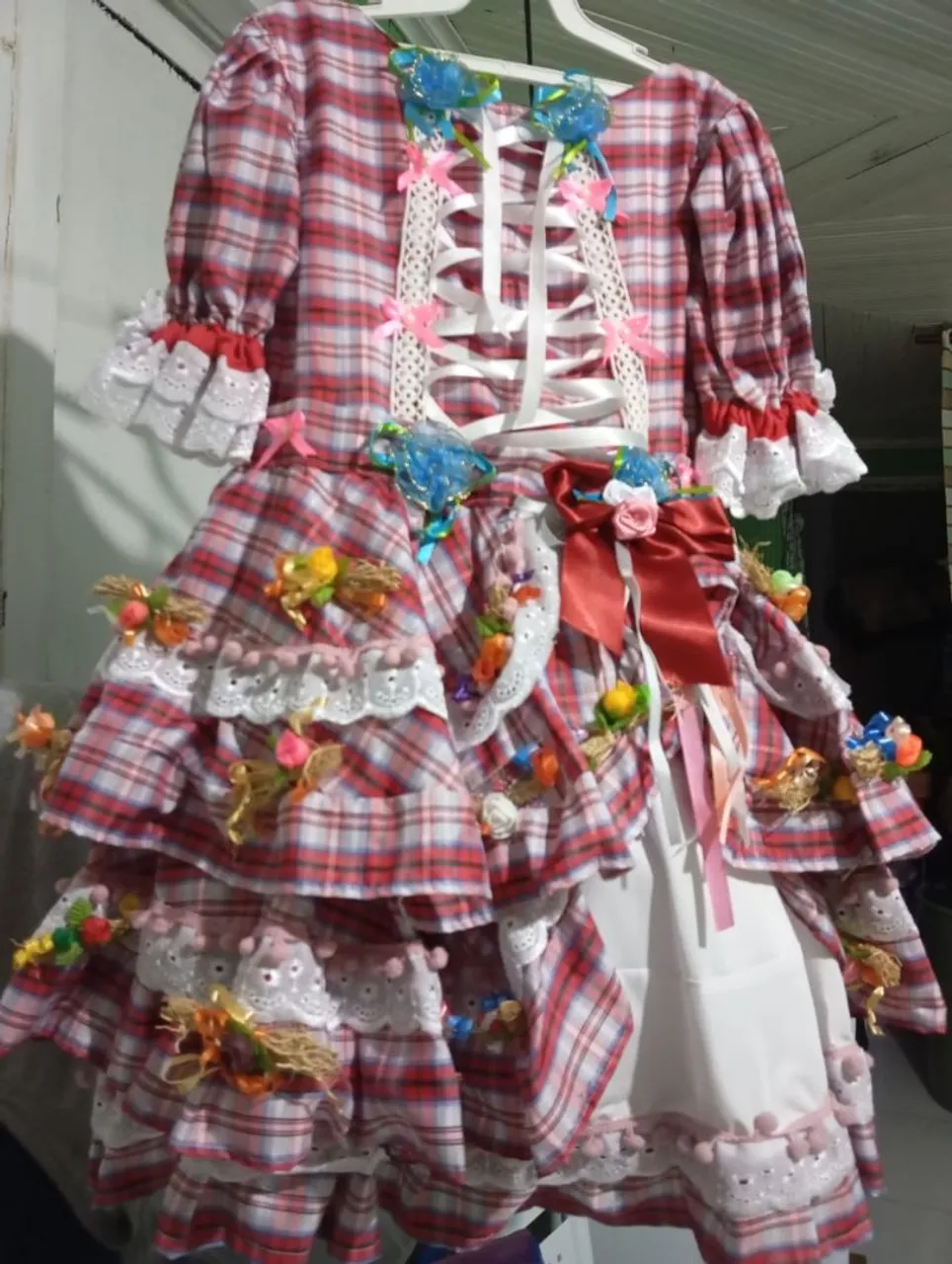 Vestido Festa Junina Xadrez Detalhado