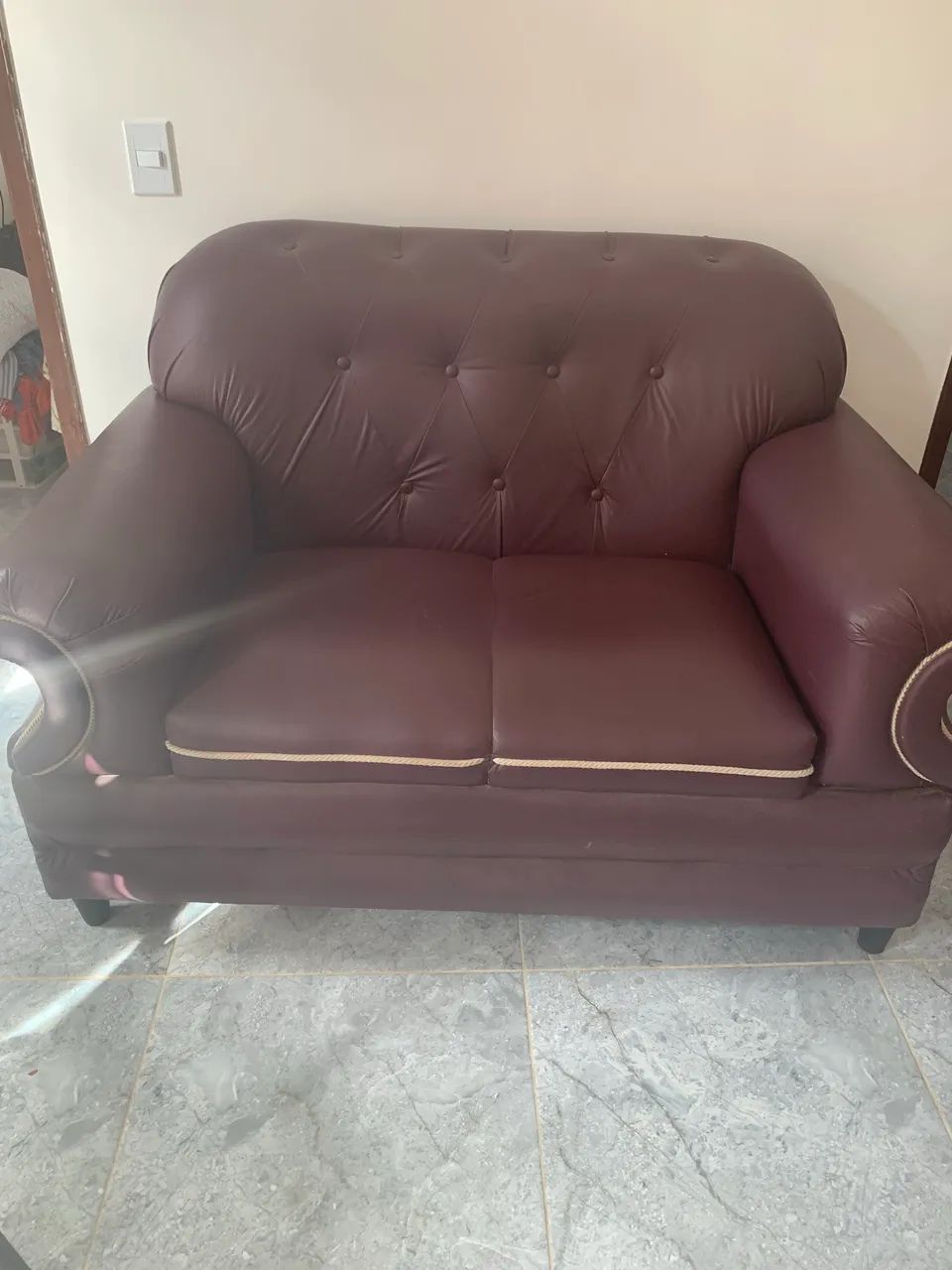 Sofá Elegante 2 lugares64842100506497122