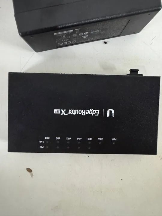 ROTEADOR UBIQUIT EDGEEOUTER X SFP