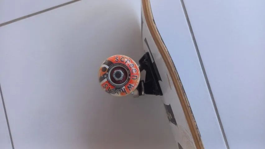 SKATE COMPLETO - EM EXCELENTE ESTADO! - Foto 3