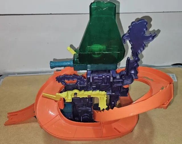Hot Wheels City.