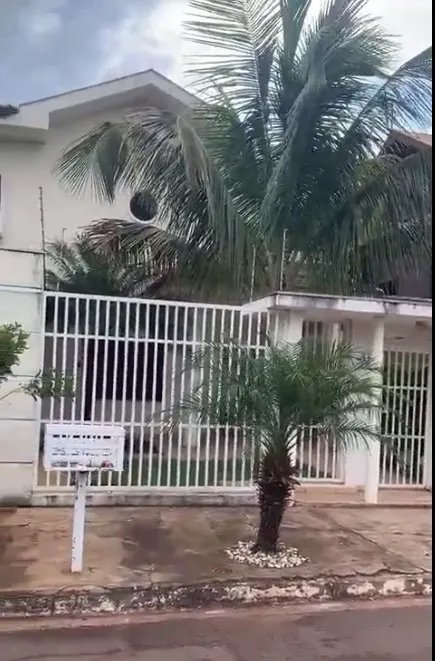 Sobrado para aluguel 3 Suítes em Chácara Cachoeira - Campo Grande - MS