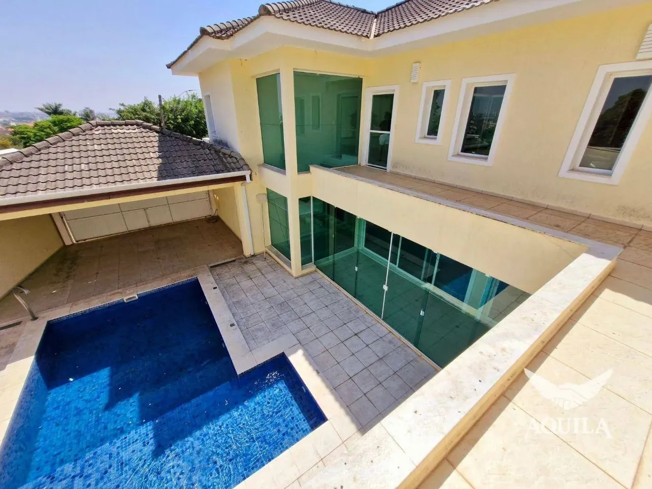 SOBRADO COM PISCINA E 5 SUÍTES NO CONDOMÍNIO HORIZONTES SOROCABA