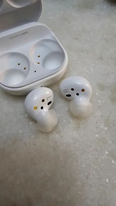Samsung Galaxy Buds pro 2<br>2 Pro Branco - Foto 3
