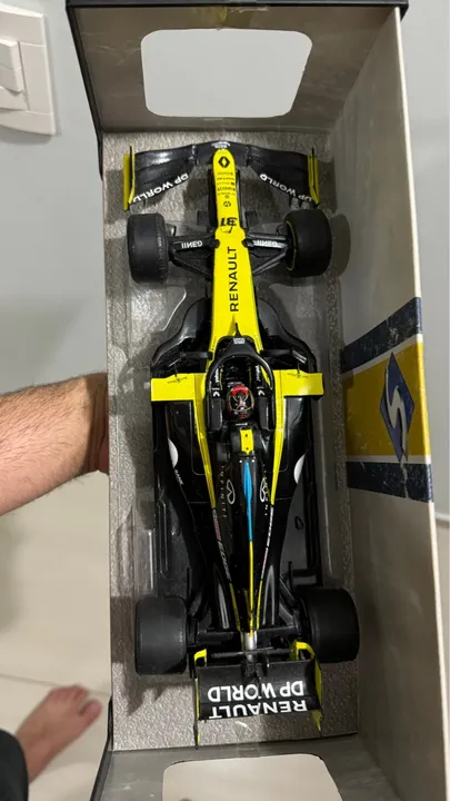 Miniatura Fórmula 1 Renault 1/18