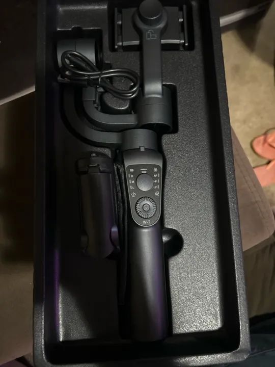 Vendo estabilizador para celular e câmera. Ou troco em caixa JBL . - Foto 2