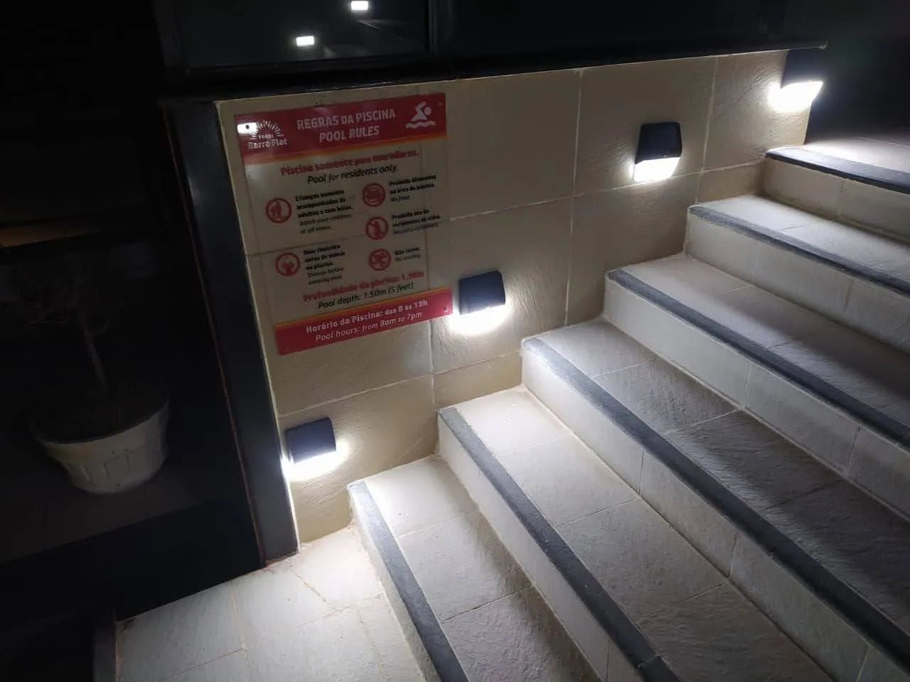 Farol barra flat, ótima localização, desceu tá  na praia.. - Foto 3