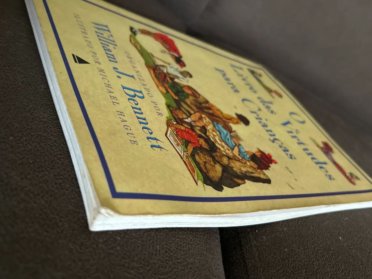 Livro das virtudes para crianças, usado e super conservado  - Foto 5