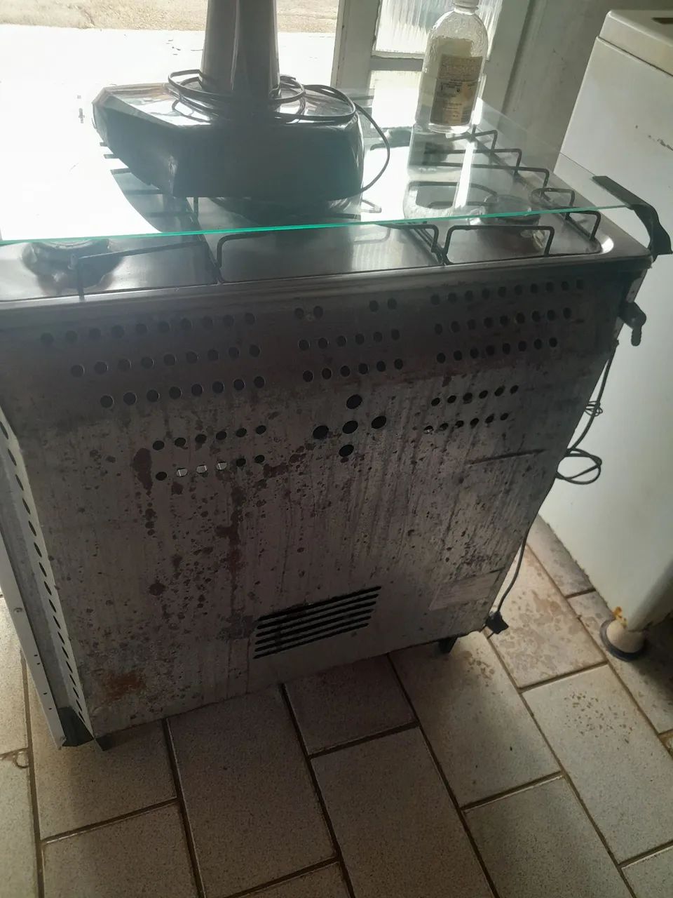 Vendo fogão funciona tudo  - Foto 3