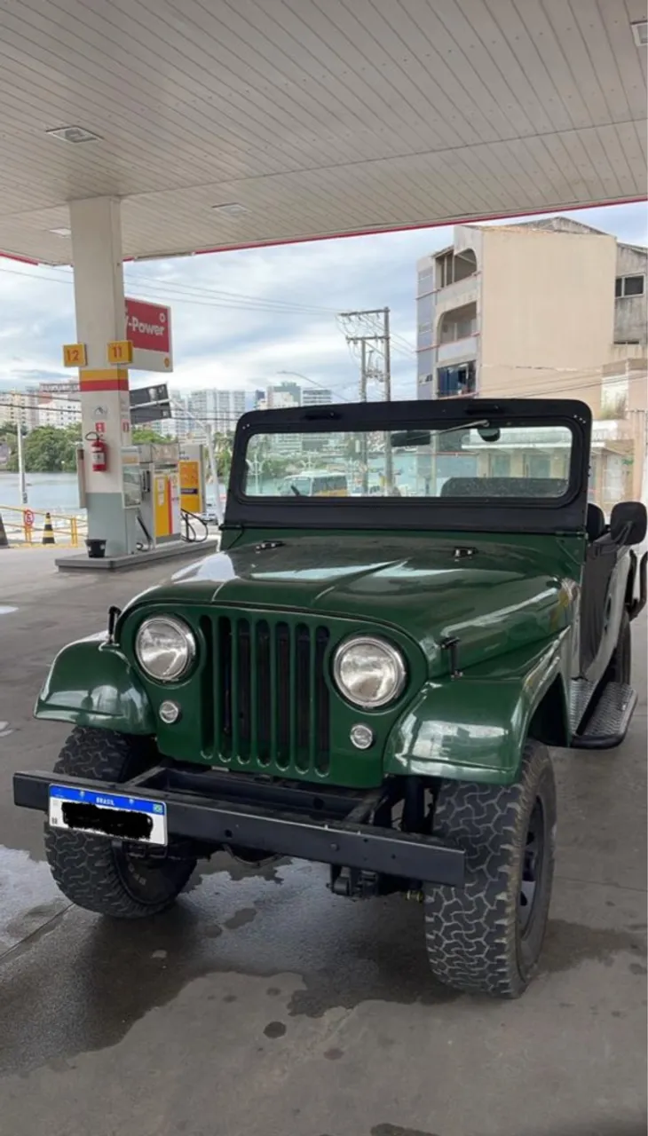 Jeep Bernardão 1975, 6 Cilindros 4X4 todo original.