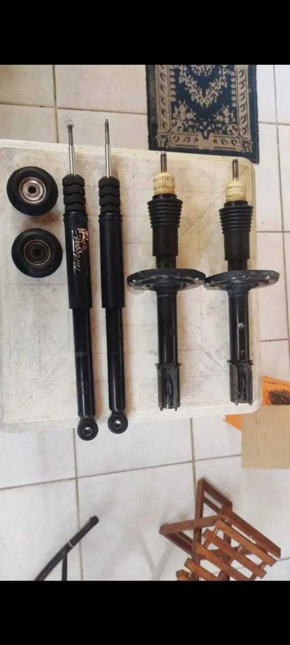 Amortecedores Tuning e Performance Sandero 18/19 1.0 3 silindro
