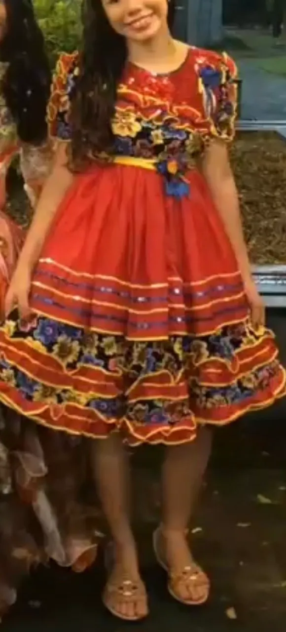 Vestido de quadrilha floral