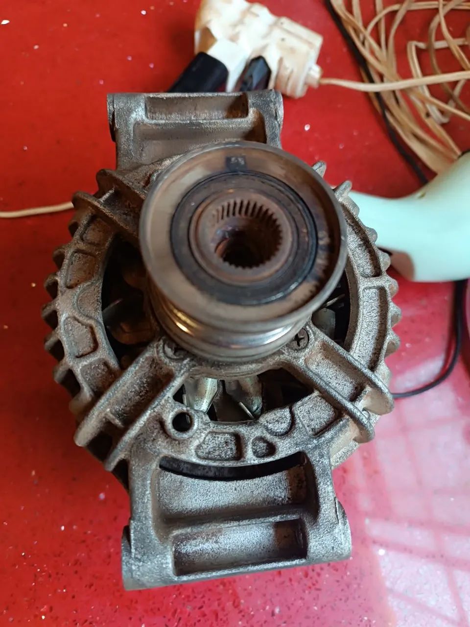 Alternador compatível com vários carros 