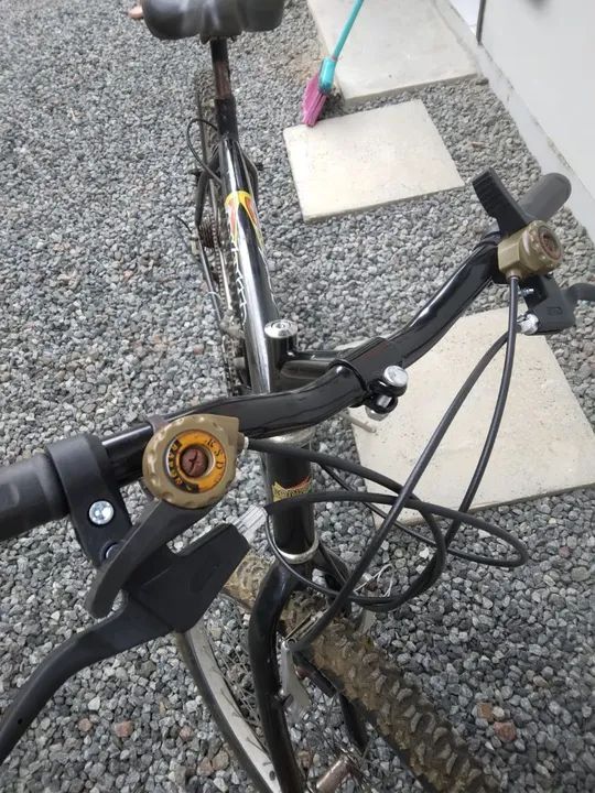 Bicicleta aro 26 18marchas  - Foto 4