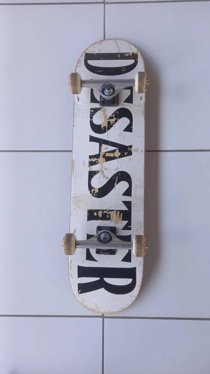SKATE COMPLETO - EM EXCELENTE ESTADO! - Foto 2