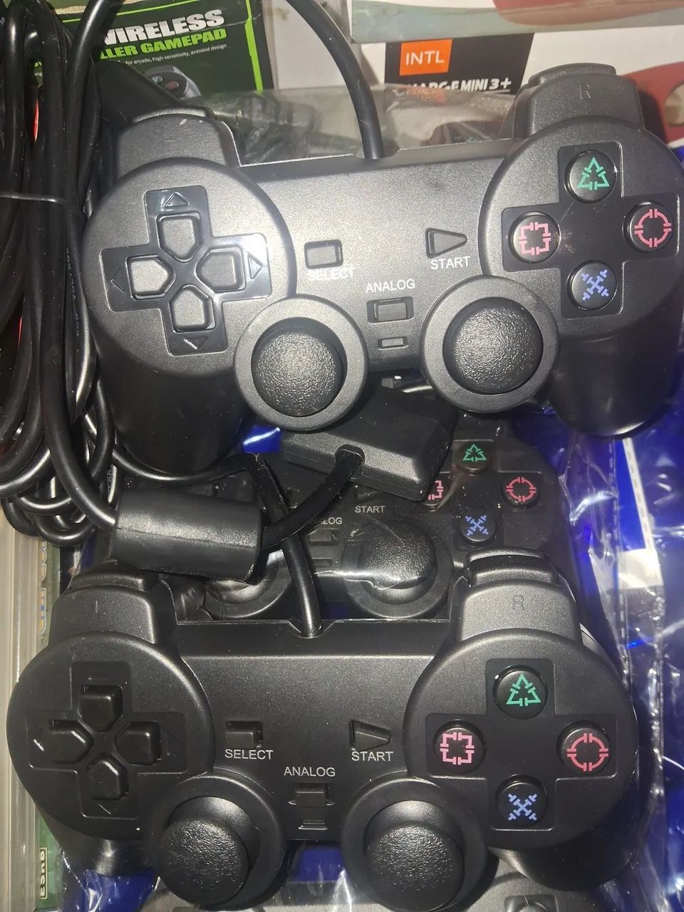 Controles de Vídeo Game - PlayStation 2 - Foto 2