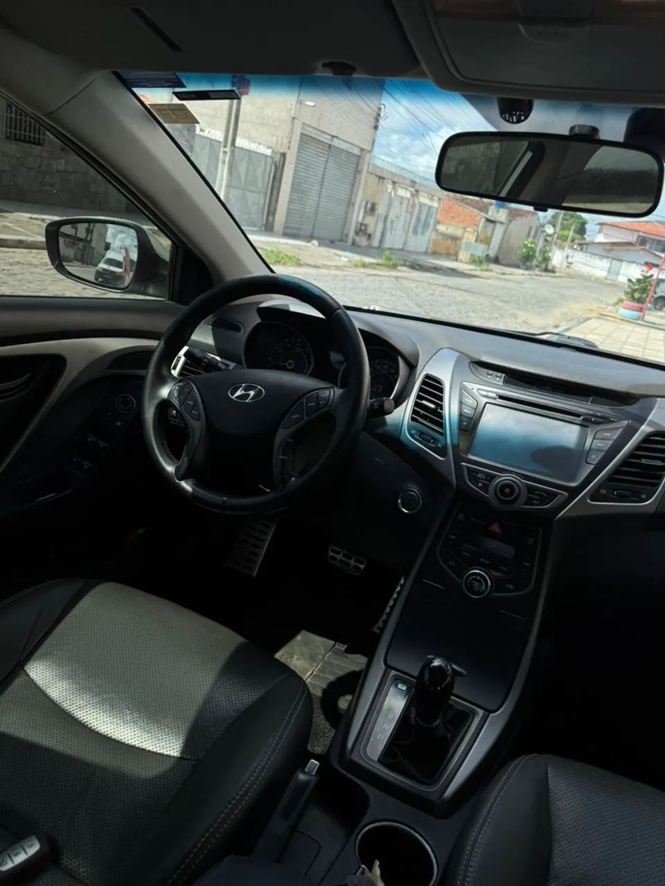 Hyundai Elantra 2015  - Foto 3