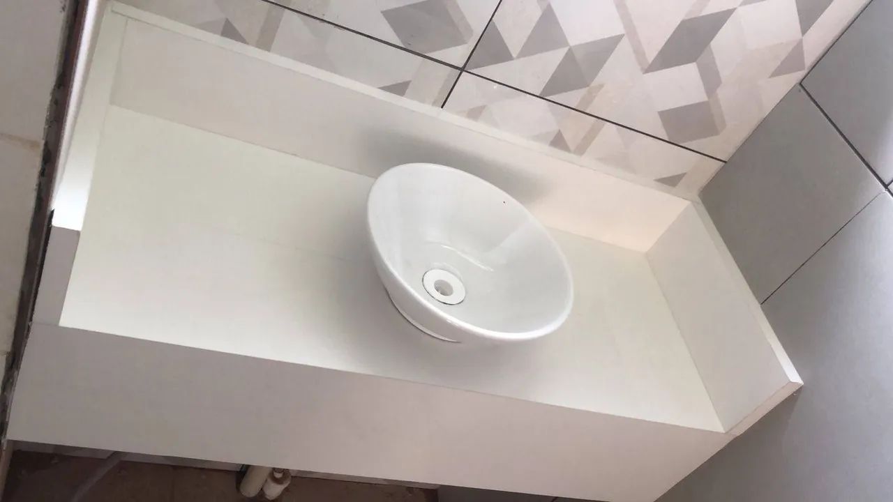 Bancada para cuba sobre por branca para banheiro - Foto 2