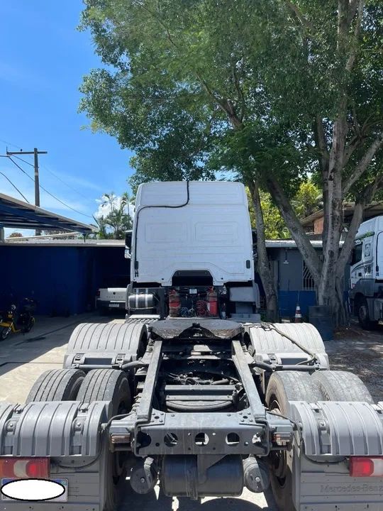 MERCEDES BENZ - AXOR 2544s 6X2 ANO 2019 - Foto 2