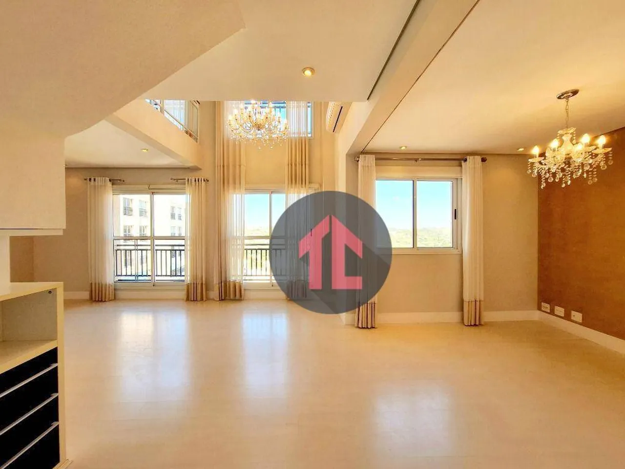 The Plaza Tower. Cobertura com 3 dormitórios à venda, 266 m² por R$ 1.880.000 - Vila Brand