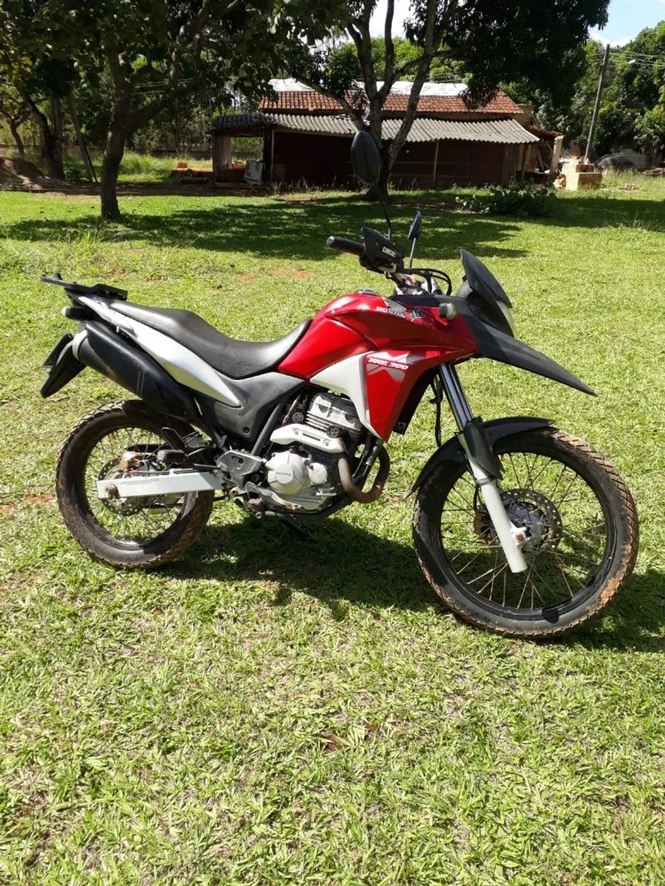 Moto Bem Cuidada, Pronta para Rodar! Ótima Oportunidade! - Foto 2