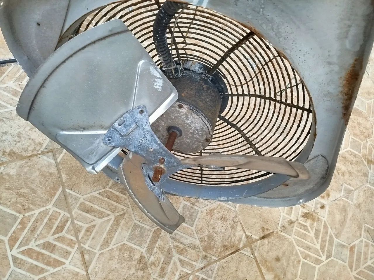 Motor ventilador da condensadora piso teto Carrie