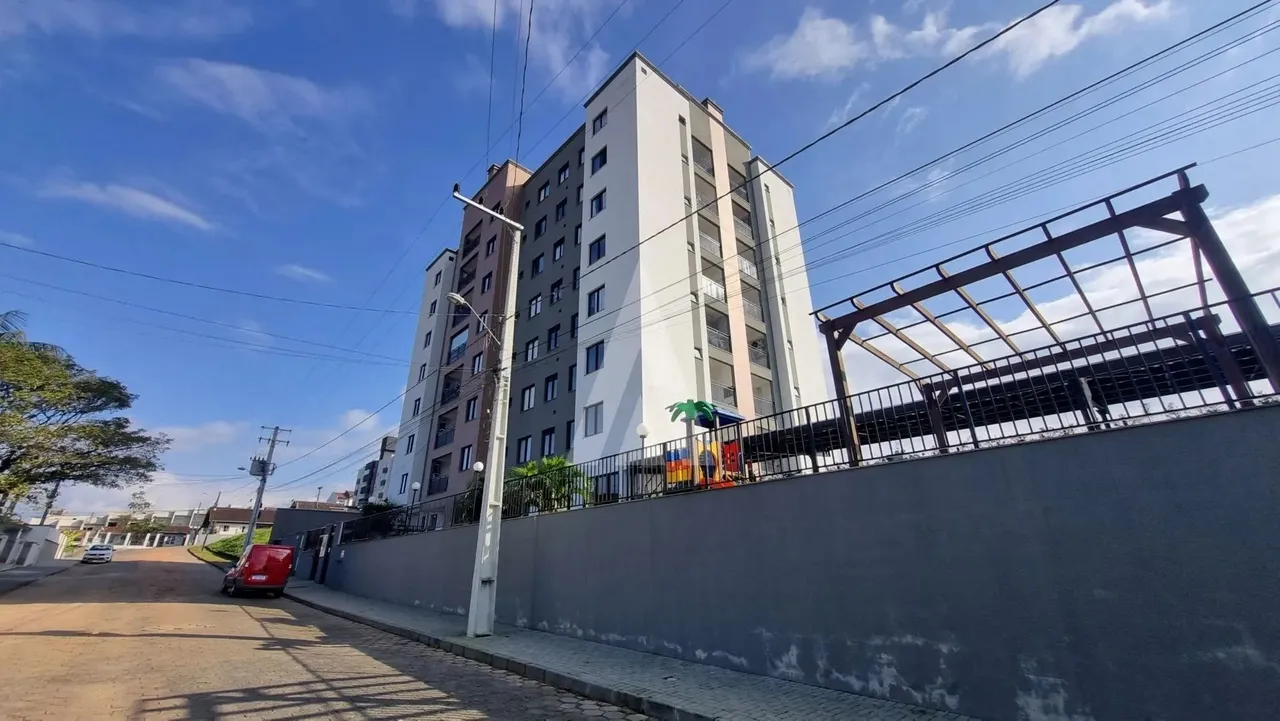 Apartamento com 2 quartos para alugar por R$ 1950.00, 58.29 m2 - COSTA E SILVA - JOINVILLE