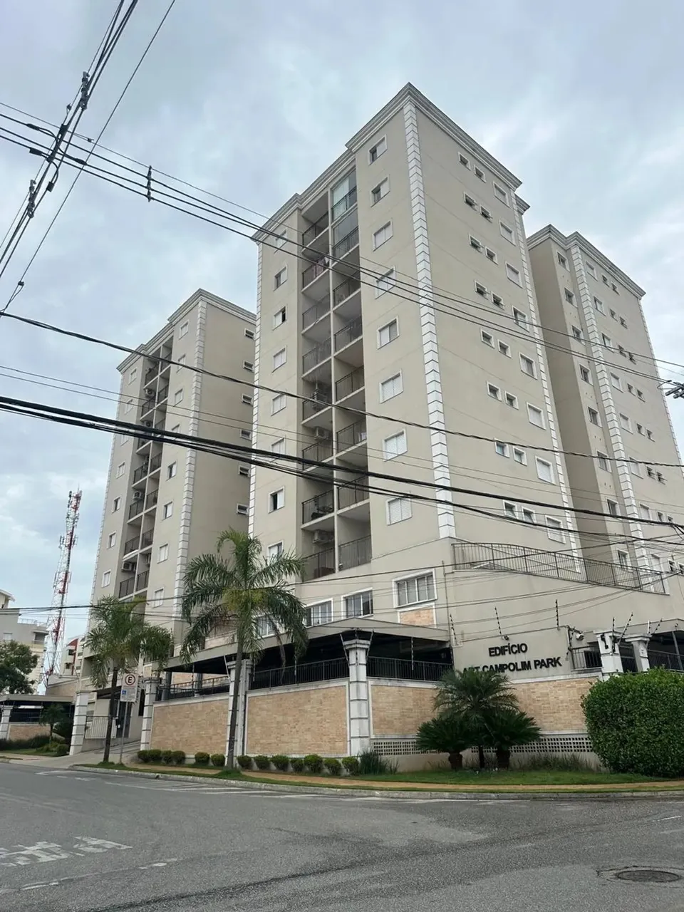 Apartamento para aluguel no Art Campolim com 70m² e 2 vagas cobertas