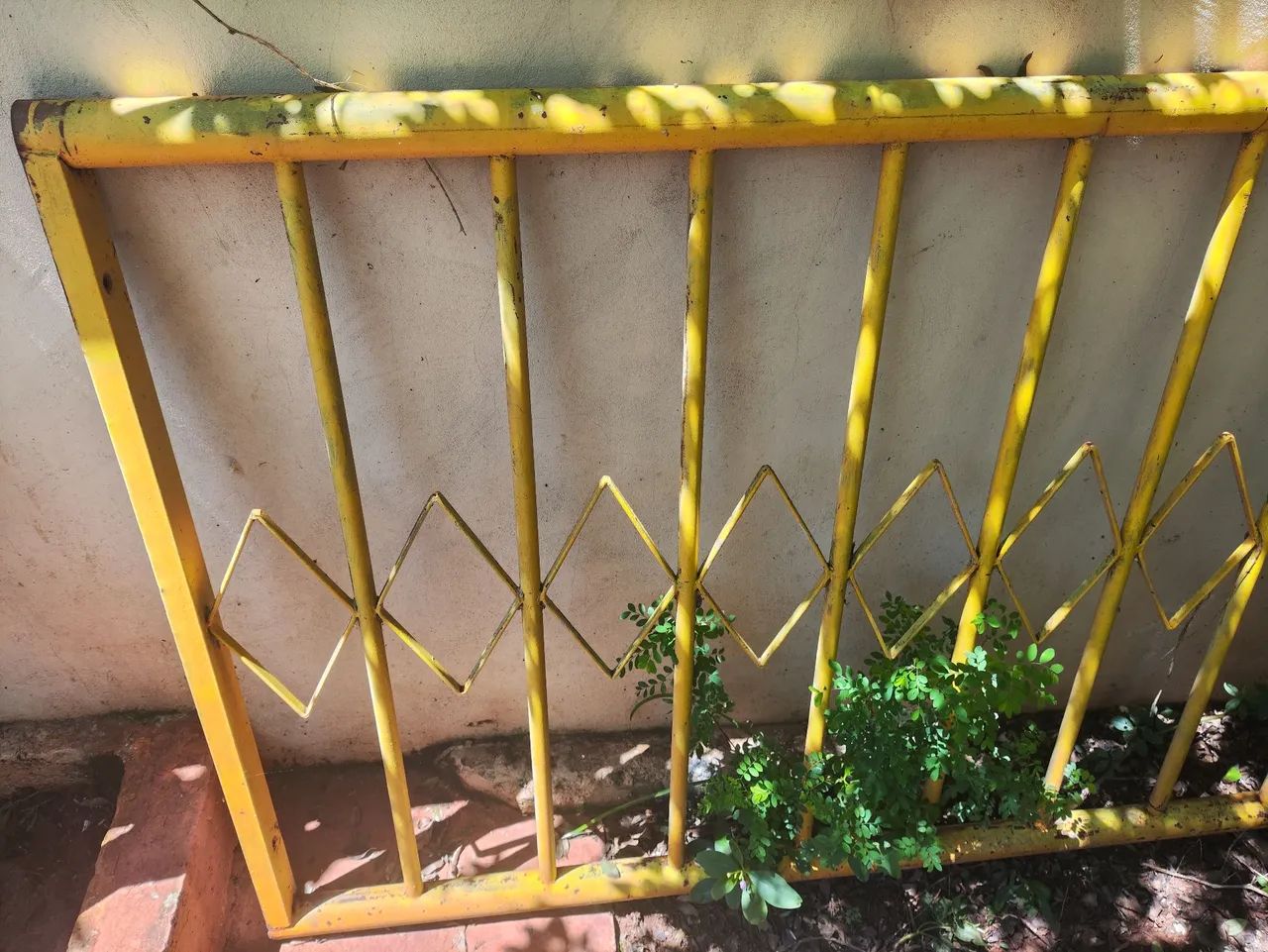 Vendo Grade de ferro em excelente estado  - Foto 2