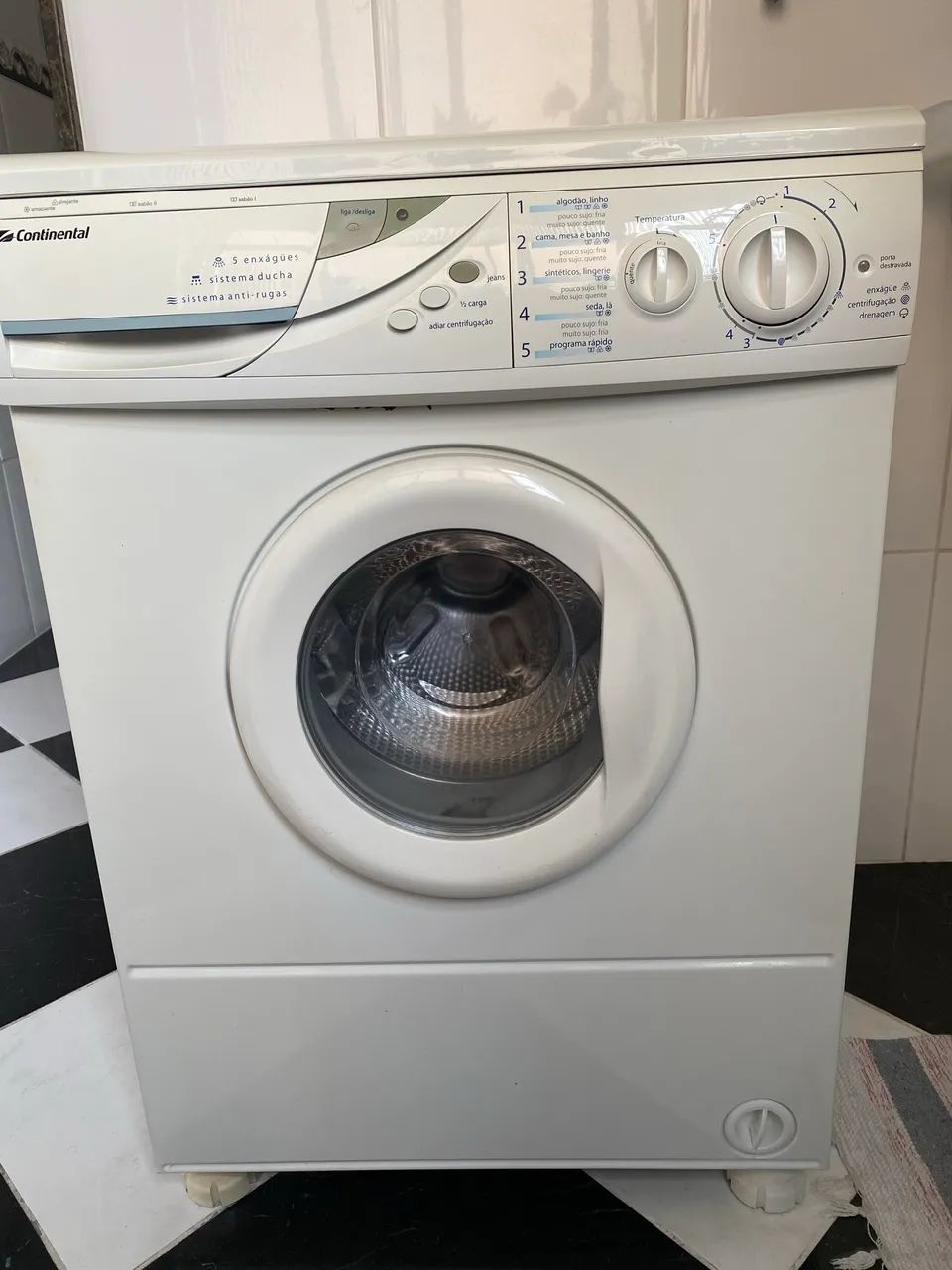 Máquina de lavar continental64296496358018121