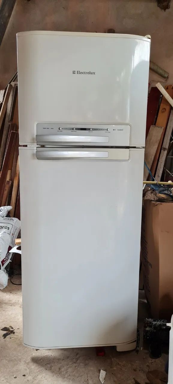 Geladeira Electrolux frost free DF46 - Foto 4