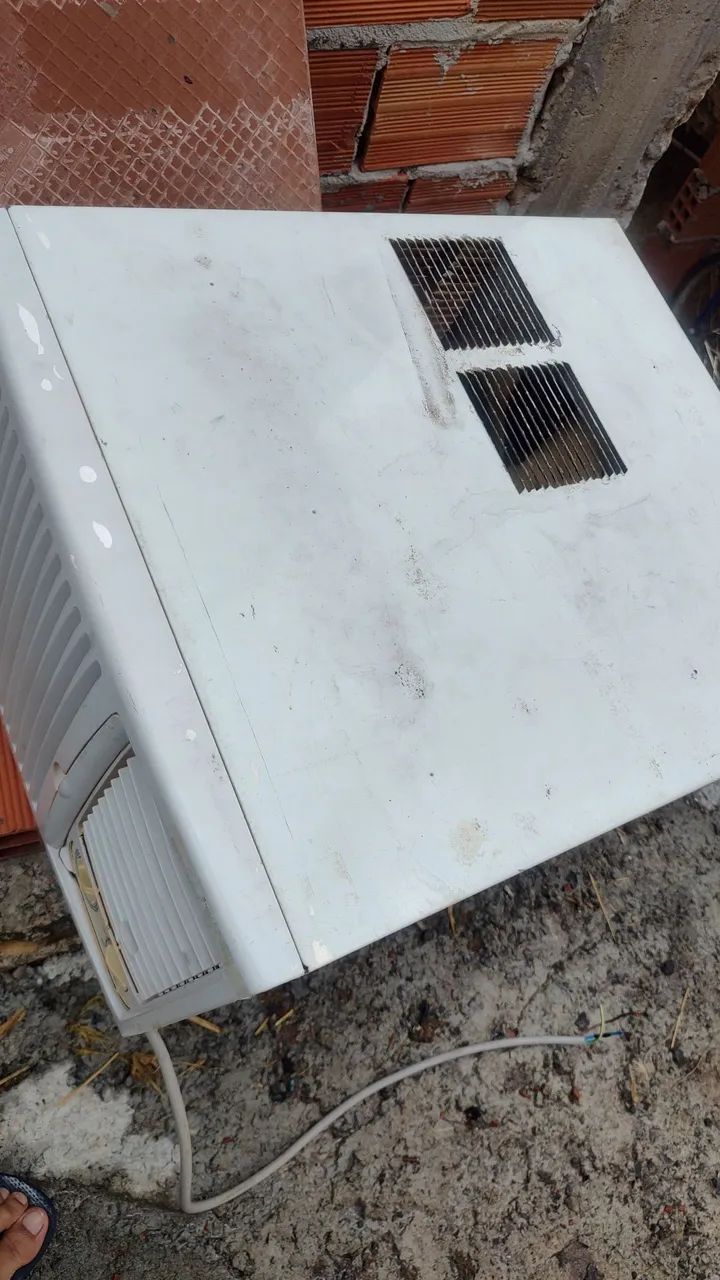 Ar Condicionado de Janela Electrolux 7500 BTUs - Foto 2