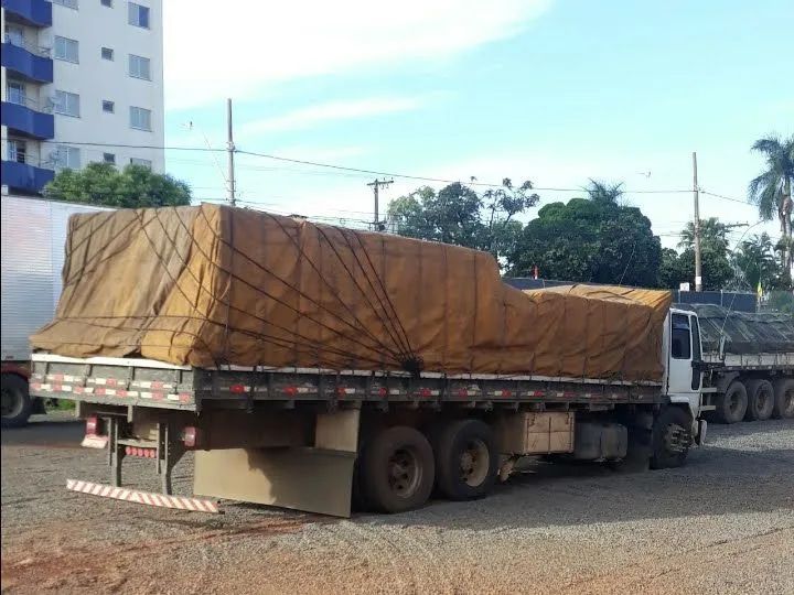 Vendo uma lona encerado 12×8,semi nova - Foto 4