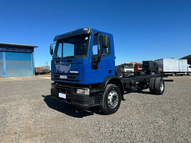 Iveco Eurocargo 170e22 Cummins ano 2011 no chassi - filé mesma mecânica do 24250