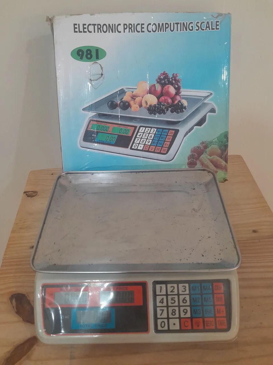 Balança Digital 40 kgs. Pouco Uso.