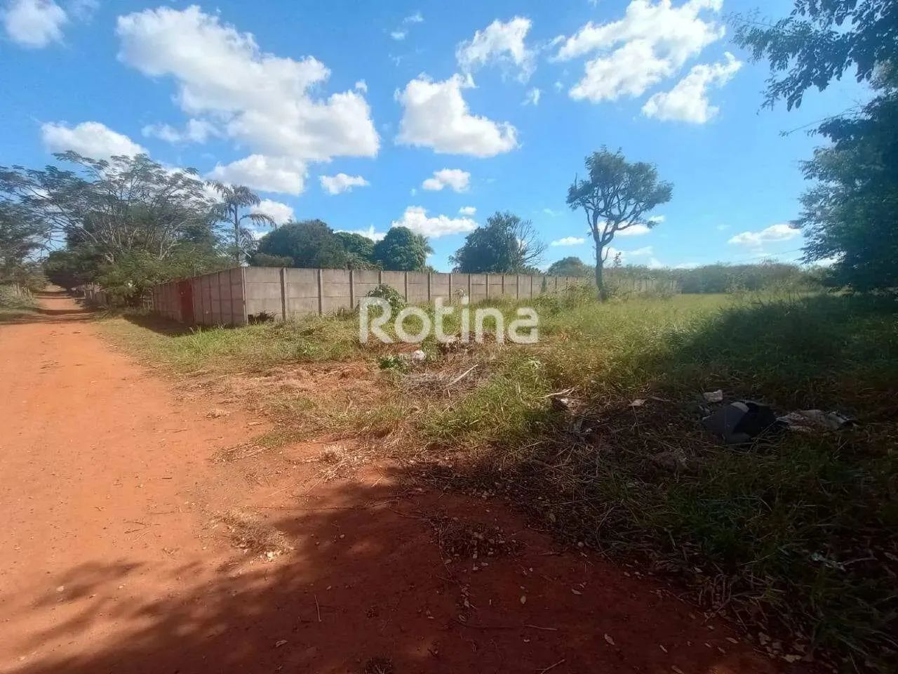 Área para alugar, Morada dos Pássaros - Uberlândia/MG - Rotina Imobiliária - Foto 2