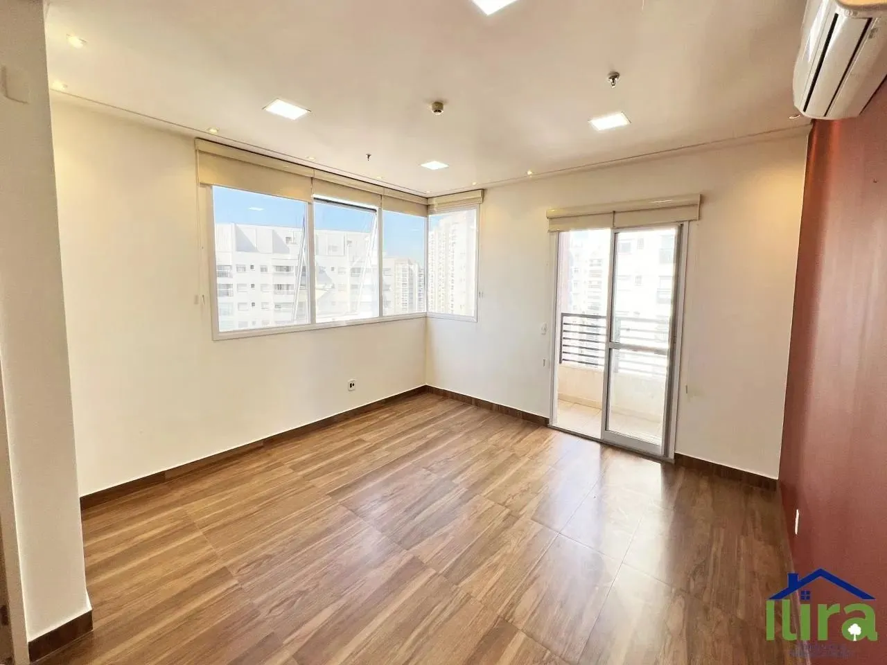 Sala de 45m² Para Locacao No Centro Empresarial Jardins Do Brasil Em Osasco,sp
