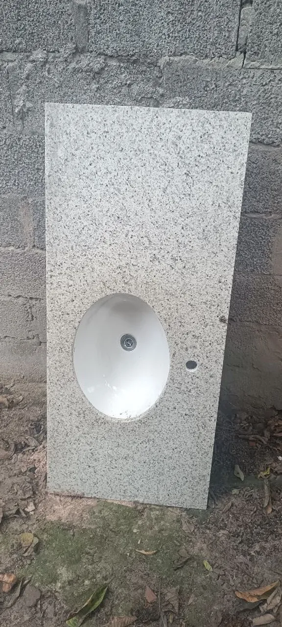 Cuba de Granito com Furo para Torneira