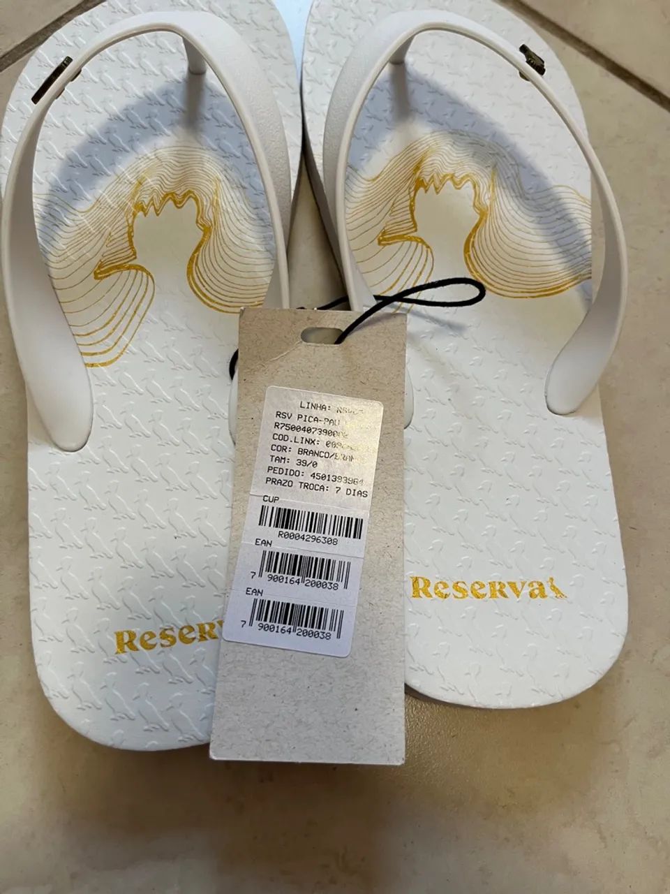 Chinelos Reserva RSV Pica-Pau Waves - Branco com Dourado (Tamanho 39) - Foto 2