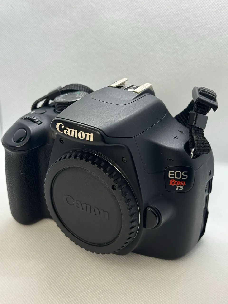 フィルムカメラ Canon EOS Rebel T5 Digital SLR Camera Câmera Digital Canon EOS T5 Kit 18-55Mm IS II | Amazon.com.br