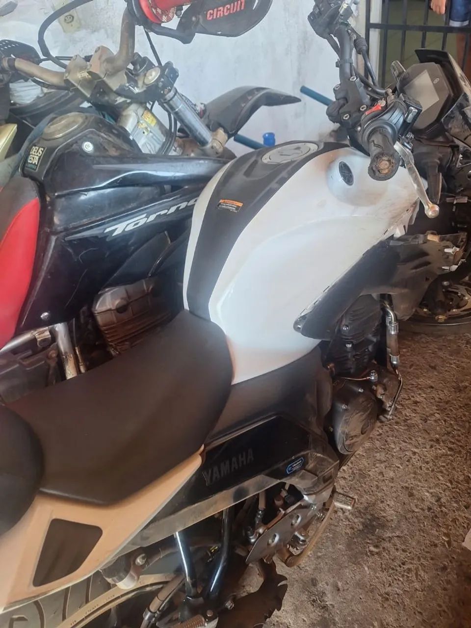 Vende-se Fazer 250 ABS Connected - Foto 2